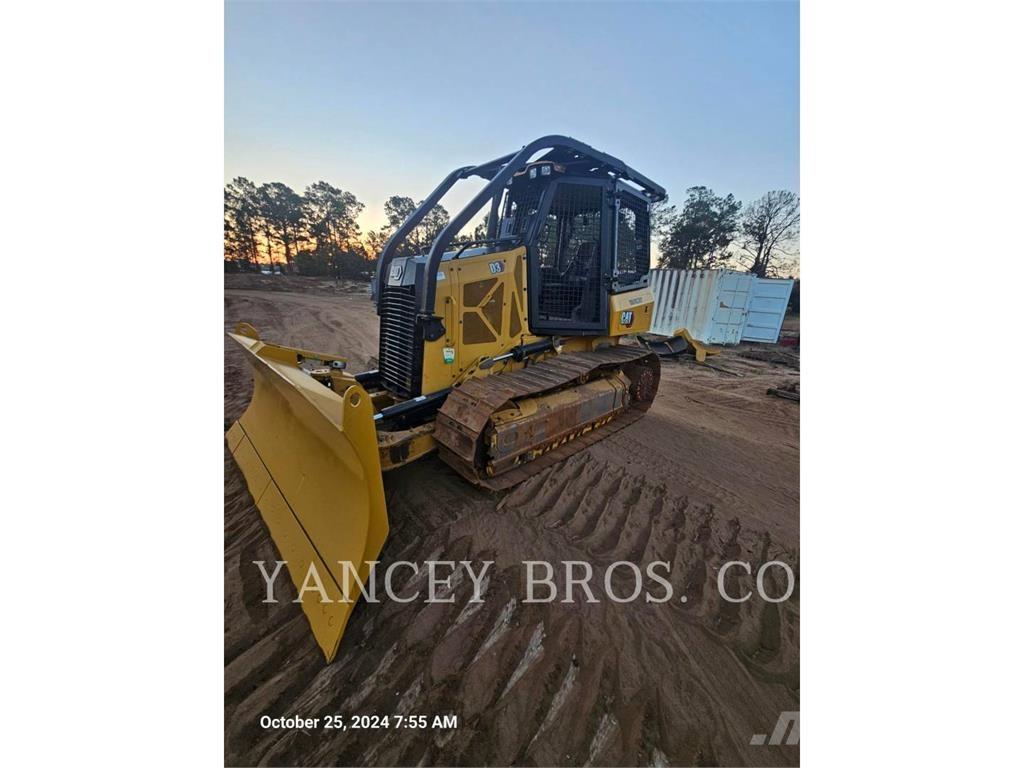 CAT D3 ブルドーザー