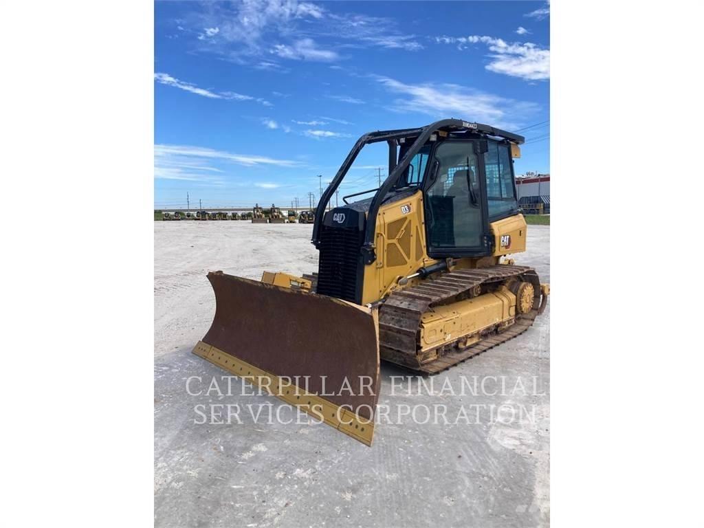 CAT D3-12 ブルドーザー