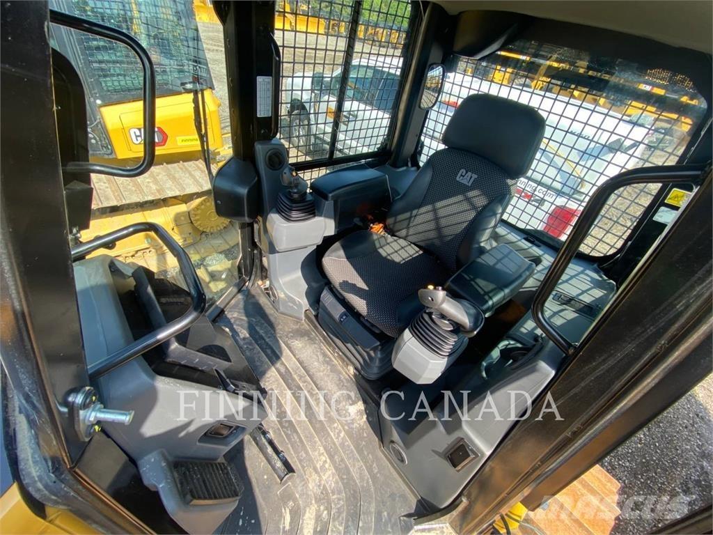 CAT D3-12 ブルドーザー