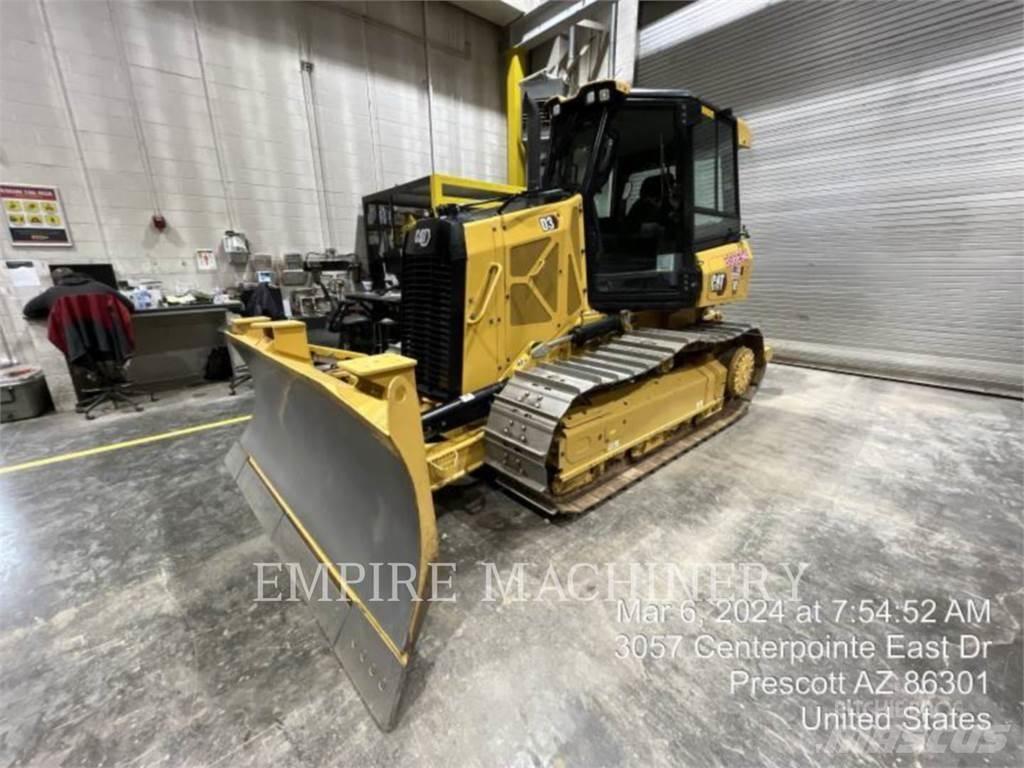 CAT D3-12 ARO ブルドーザー