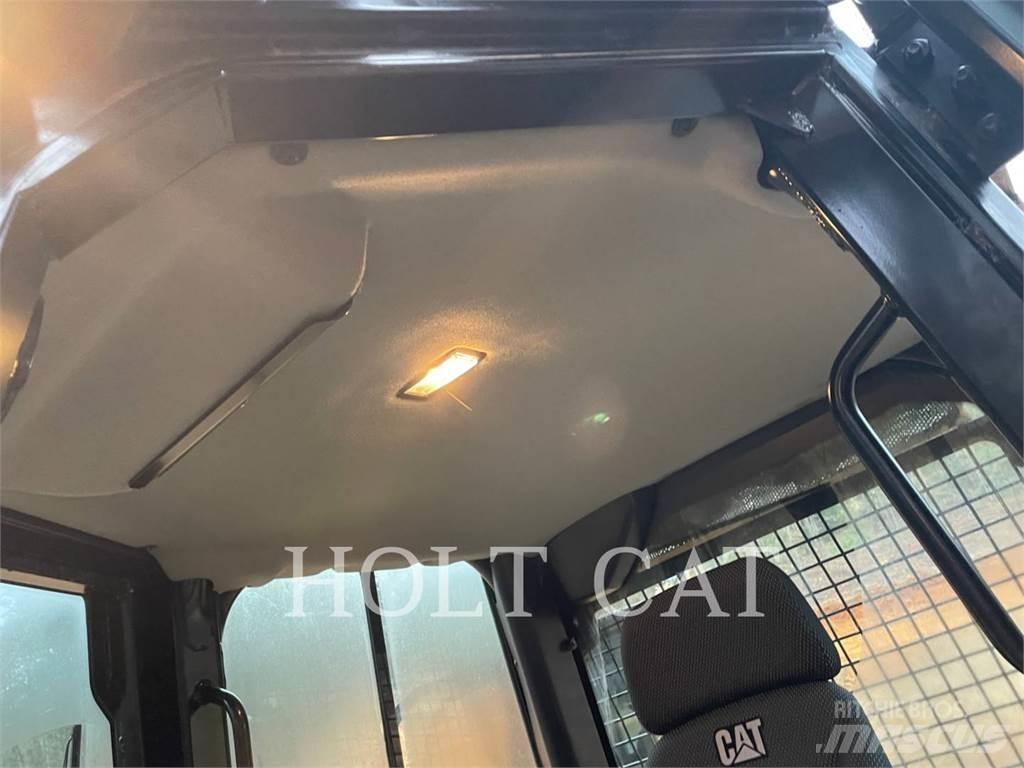 CAT D3-12LGP ブルドーザー