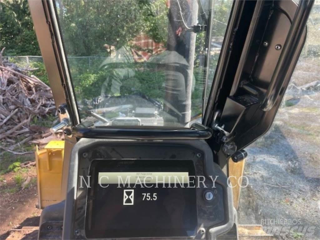 CAT D3 CB ブルドーザー