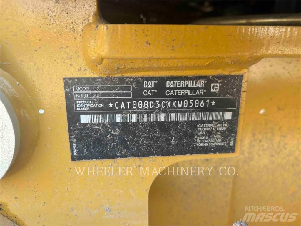 CAT D3 XL ブルドーザー