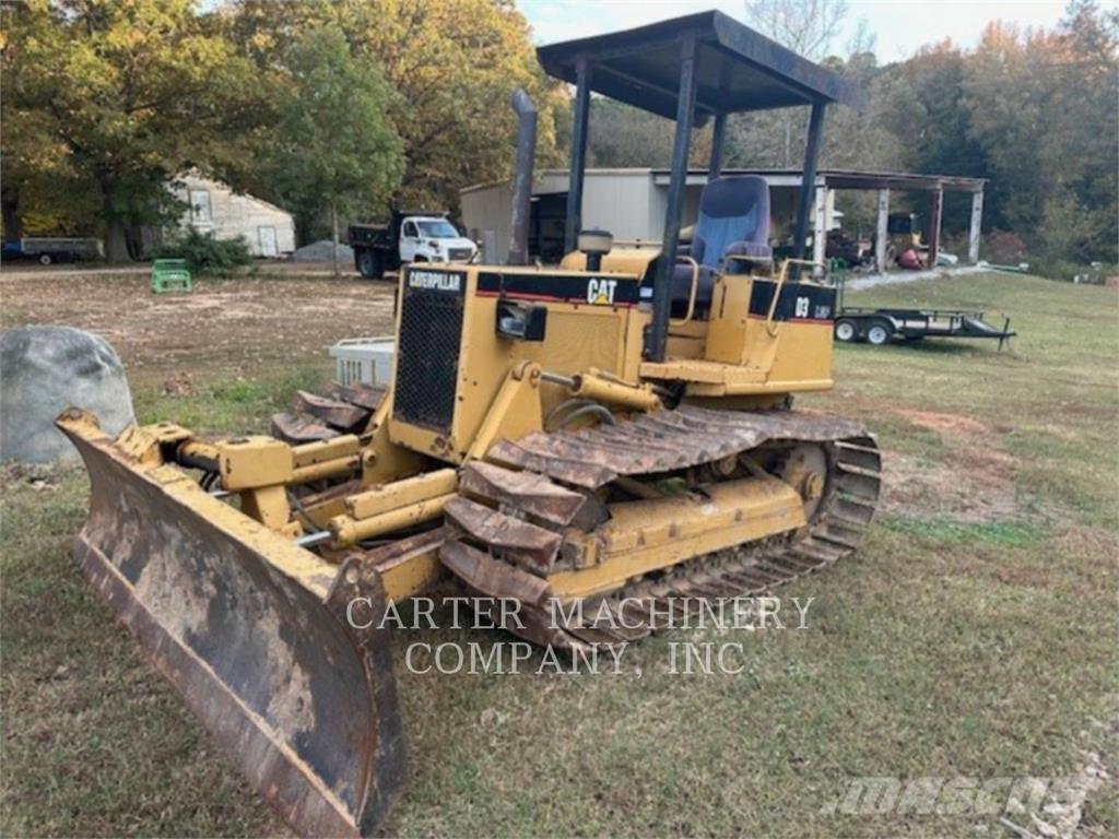 CAT D3BLGP ブルドーザー