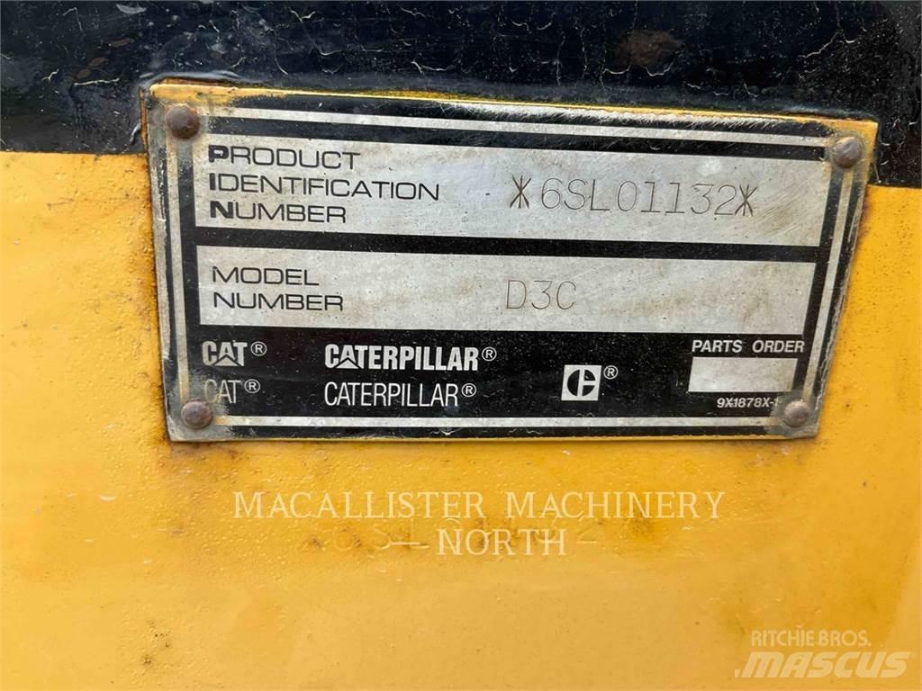 CAT D3CX ブルドーザー