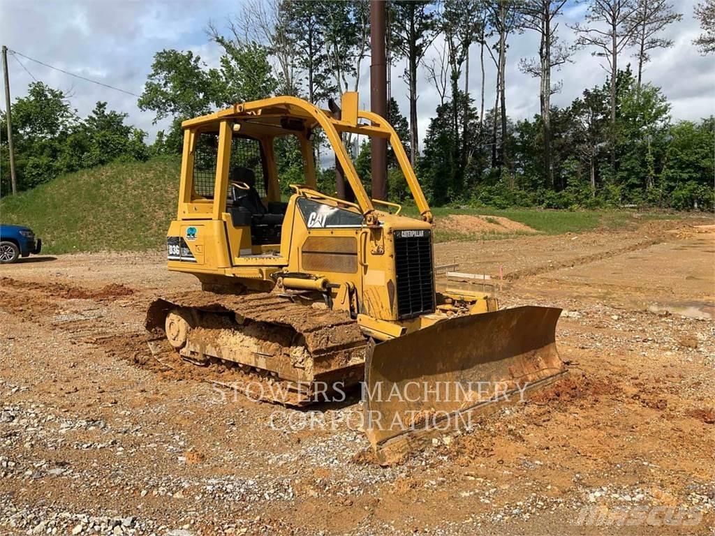 CAT D3GLGP ブルドーザー