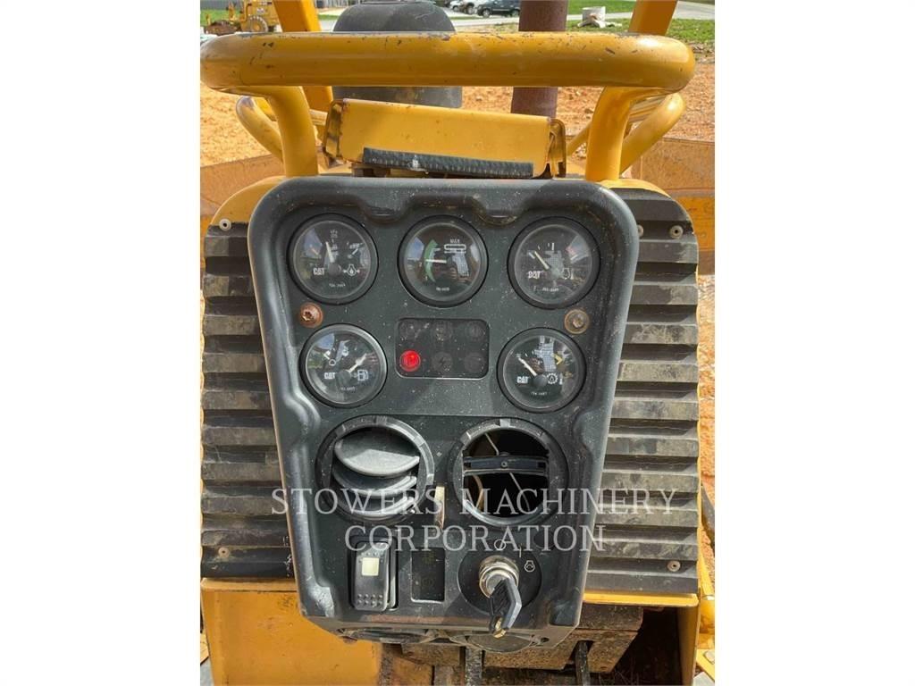 CAT D3GLGP ブルドーザー