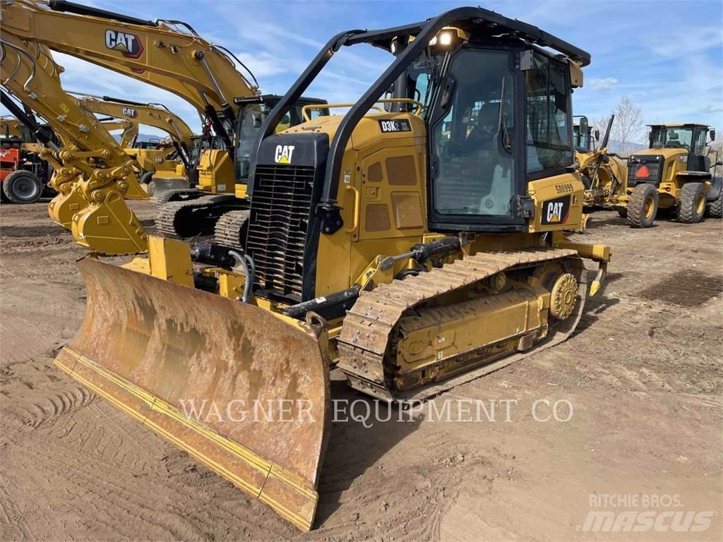 CAT D3K2 XL ブルドーザー