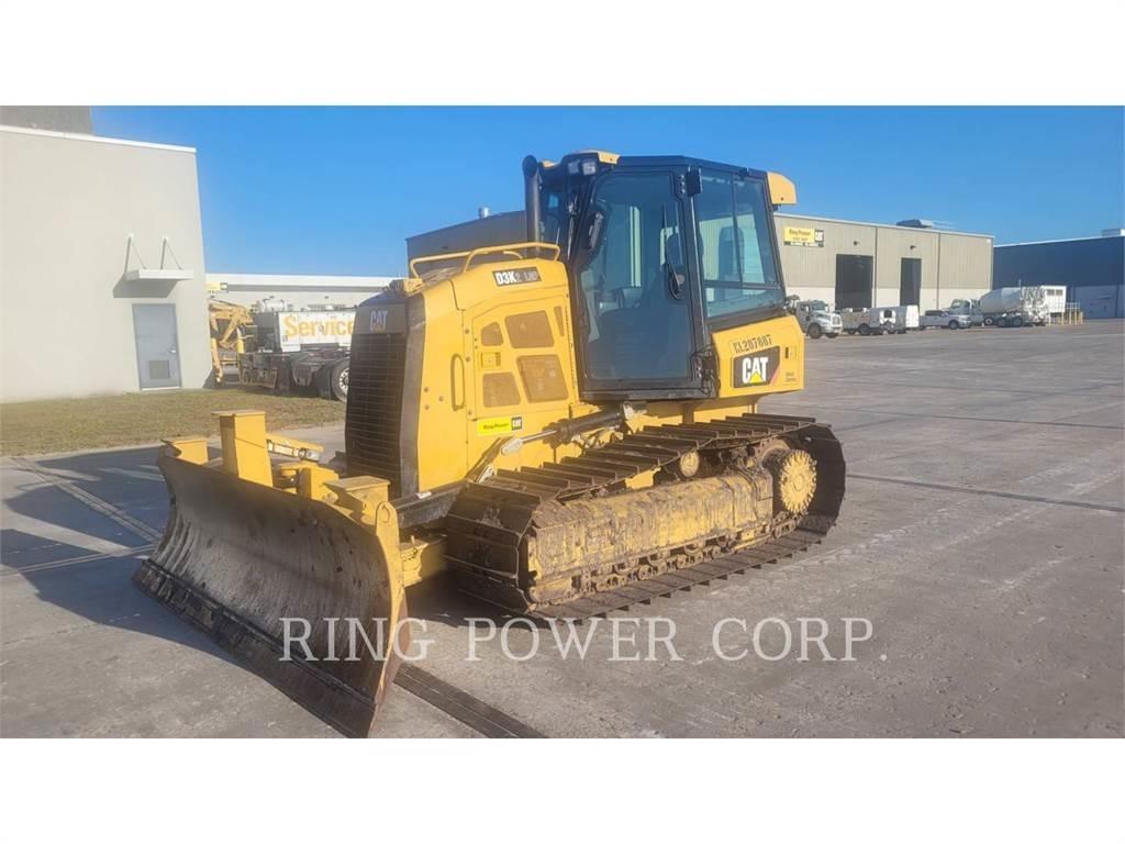 CAT D3K2LGP ブルドーザー