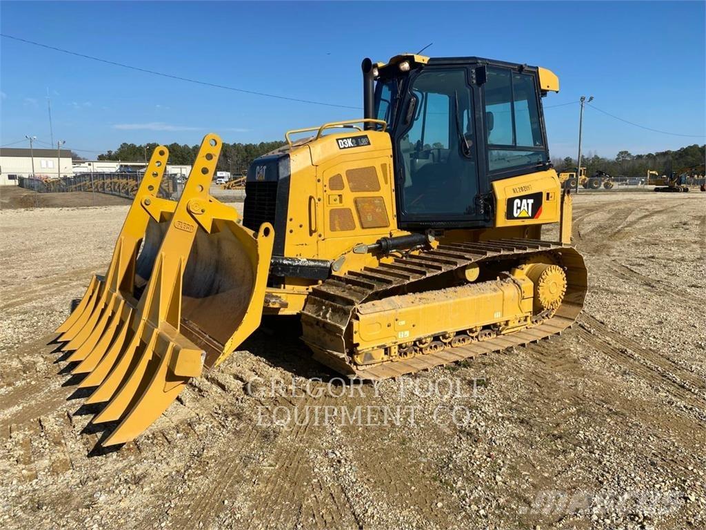 CAT D3K2LGP ブルドーザー