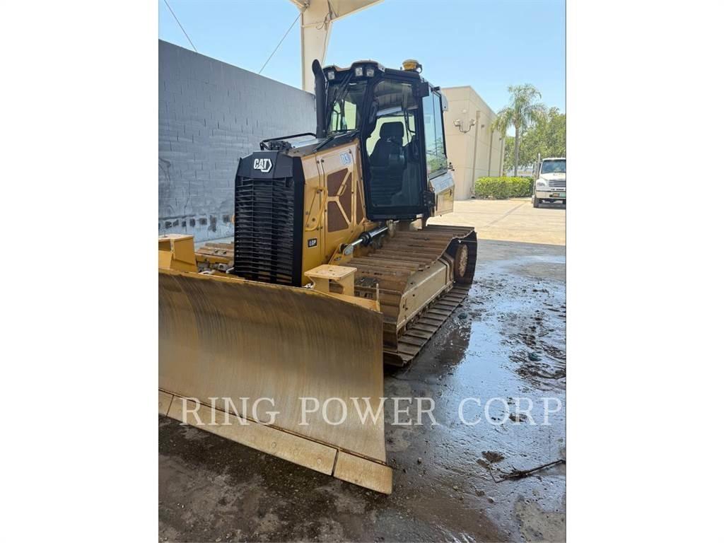 CAT D3LGPEW ブルドーザー