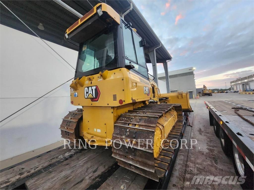 CAT D3LGPEW ブルドーザー