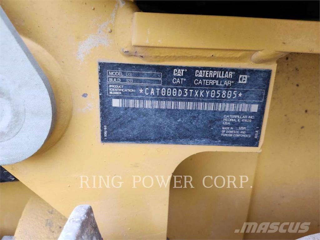 CAT D3LGPEW ブルドーザー