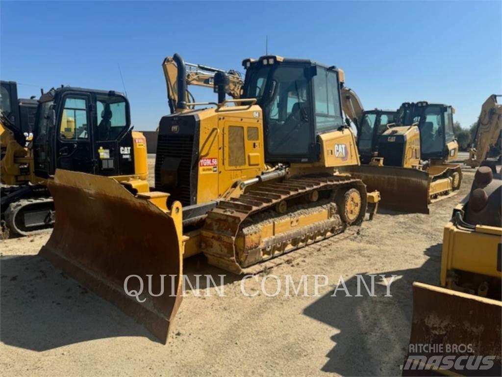 CAT D4 ブルドーザー