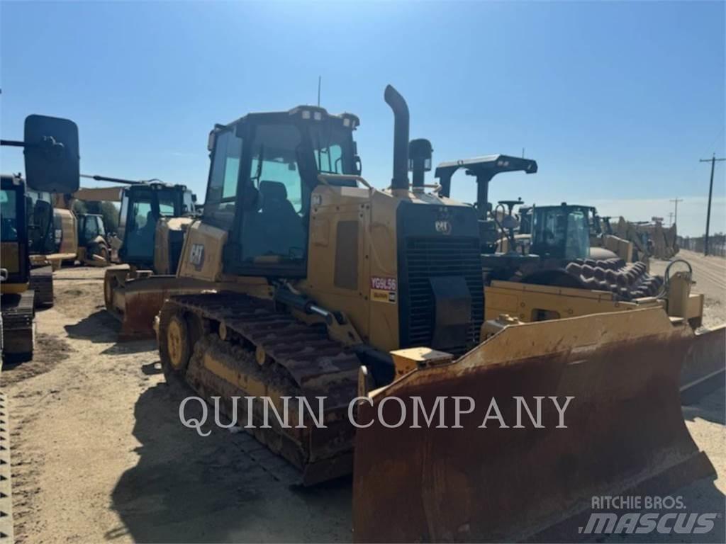 CAT D4 ブルドーザー