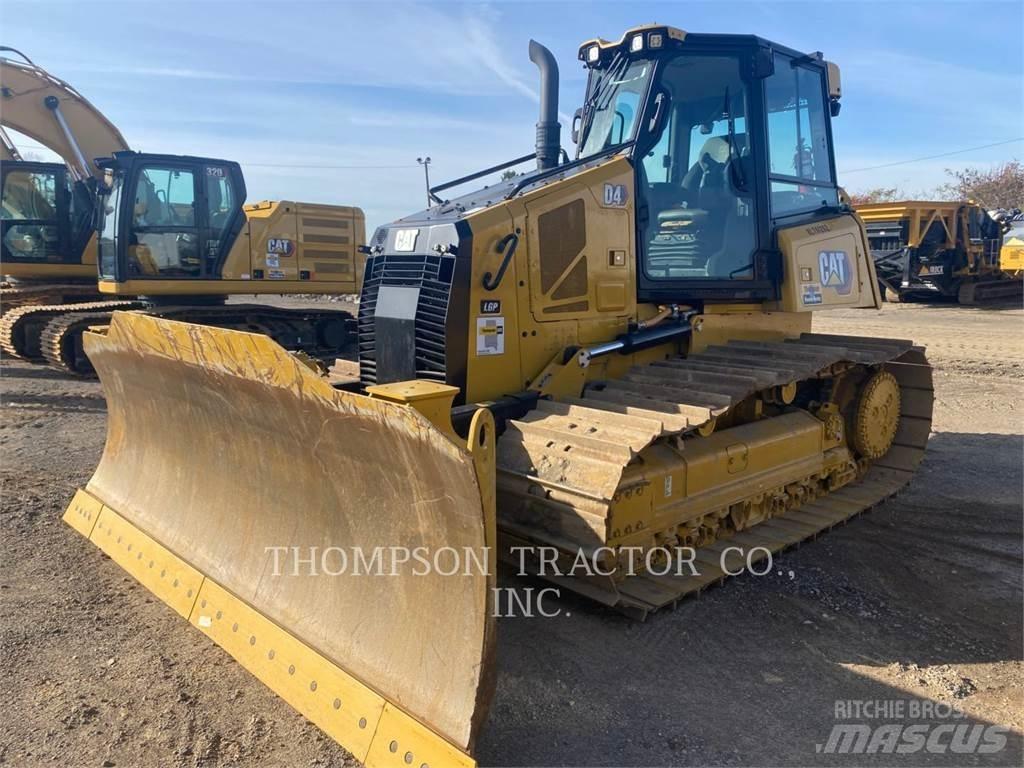CAT D4 ブルドーザー