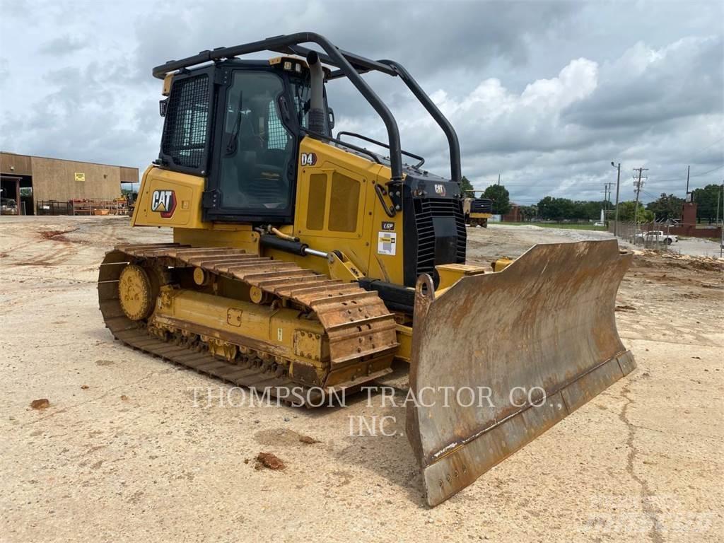 CAT D4 ブルドーザー