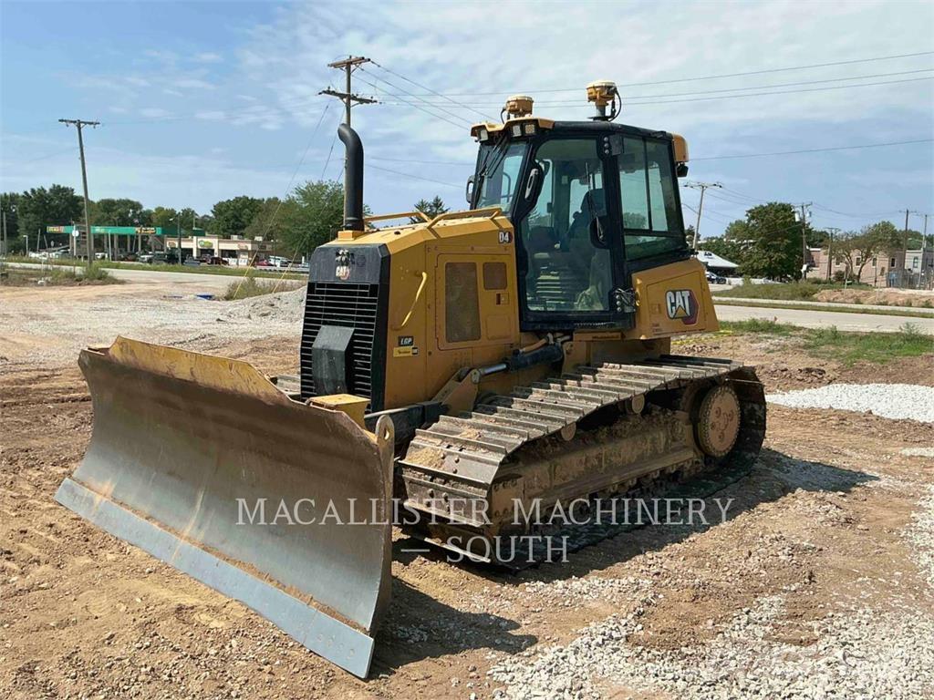 CAT D4 ブルドーザー