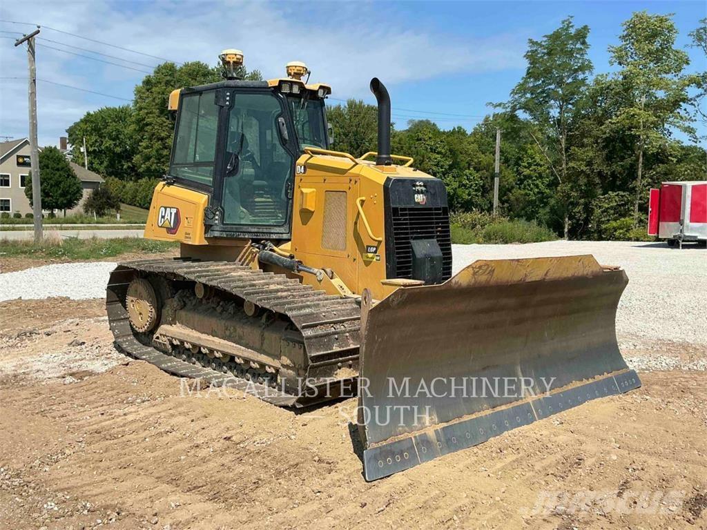 CAT D4 ブルドーザー