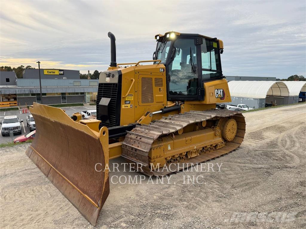 CAT D4-15LGPVP ブルドーザー