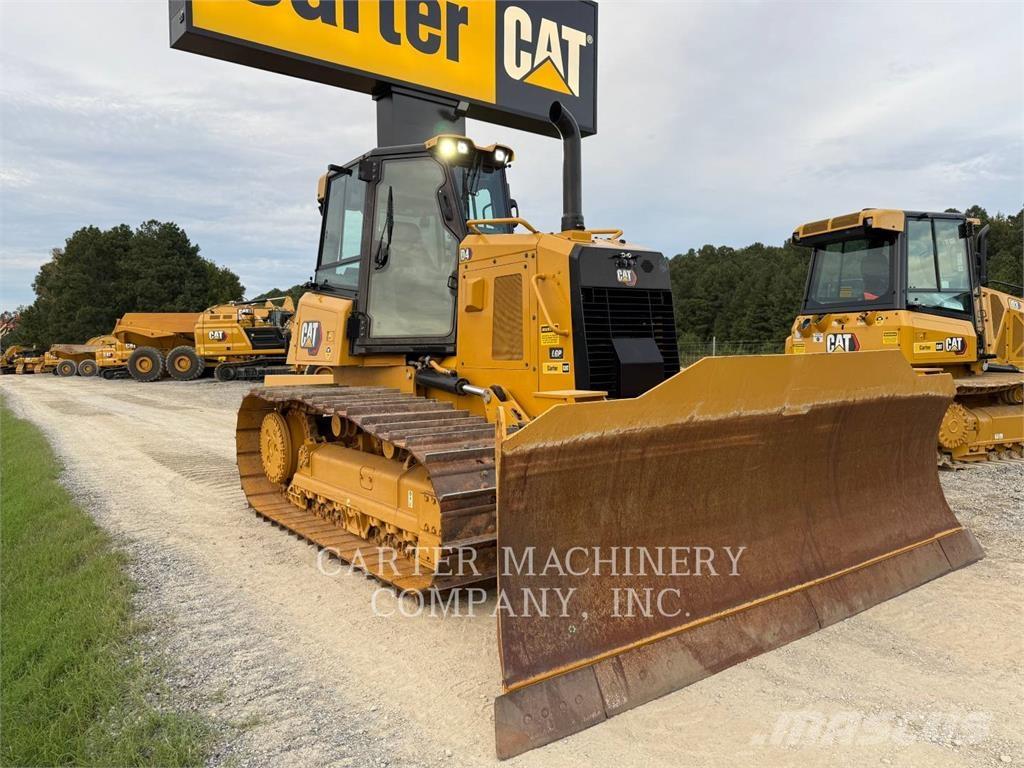 CAT D4-15LGPVP ブルドーザー