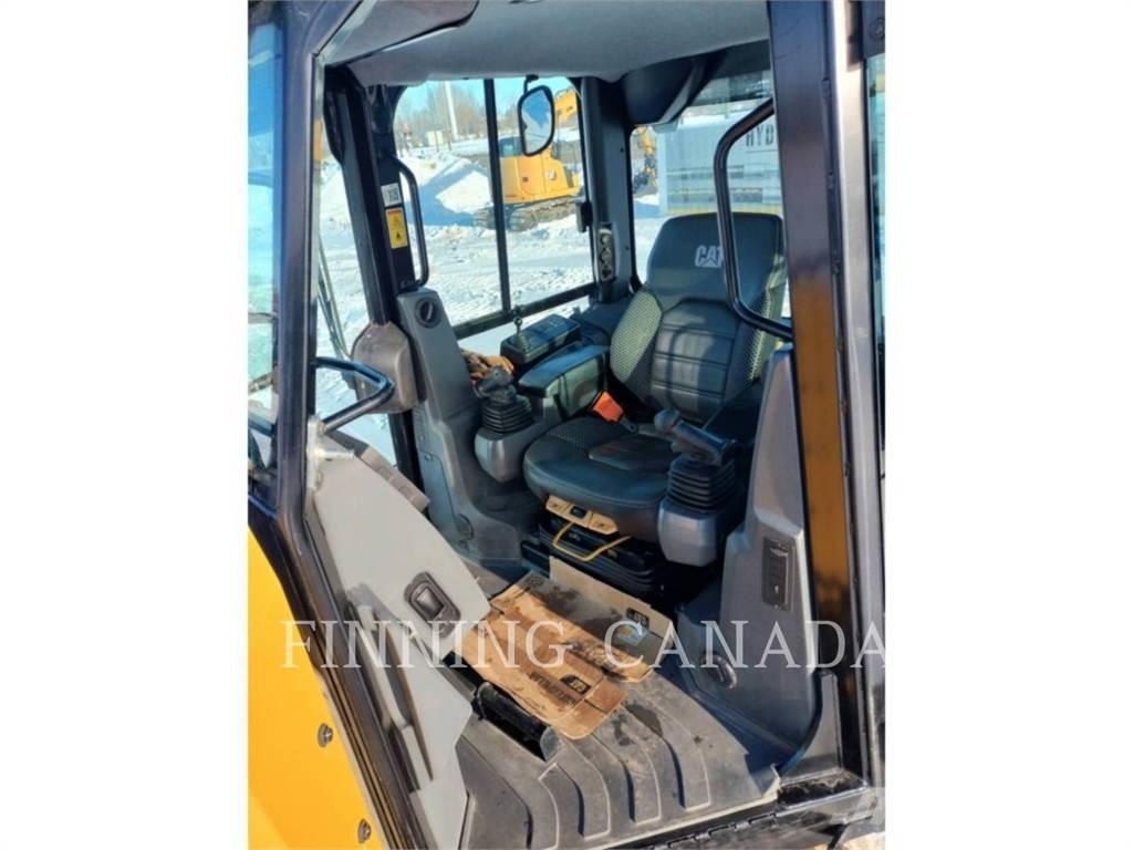 CAT D4-16 ブルドーザー
