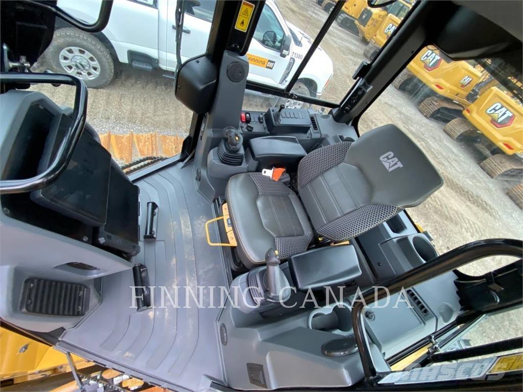 CAT D4-16 LGP ブルドーザー