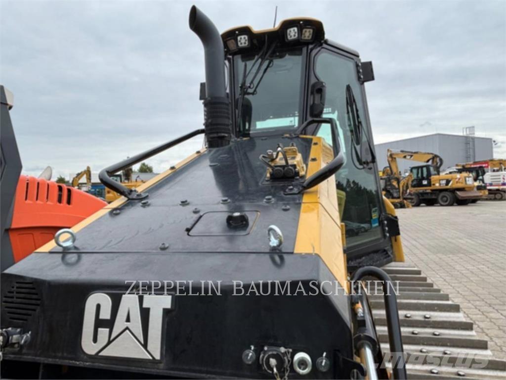 CAT D4-16A ブルドーザー