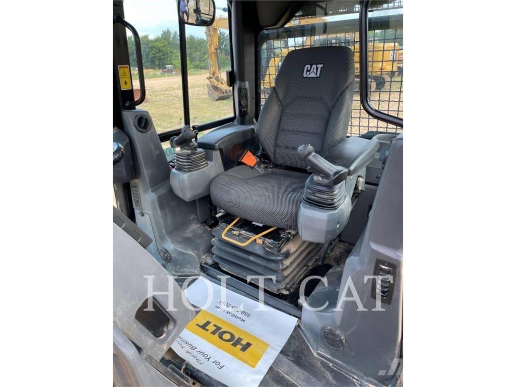 CAT D4 CAB ブルドーザー