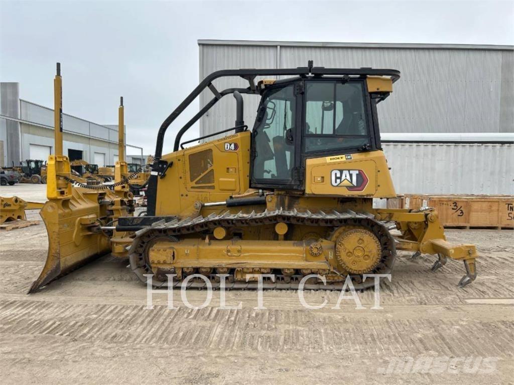 CAT D4 CAB3 ブルドーザー