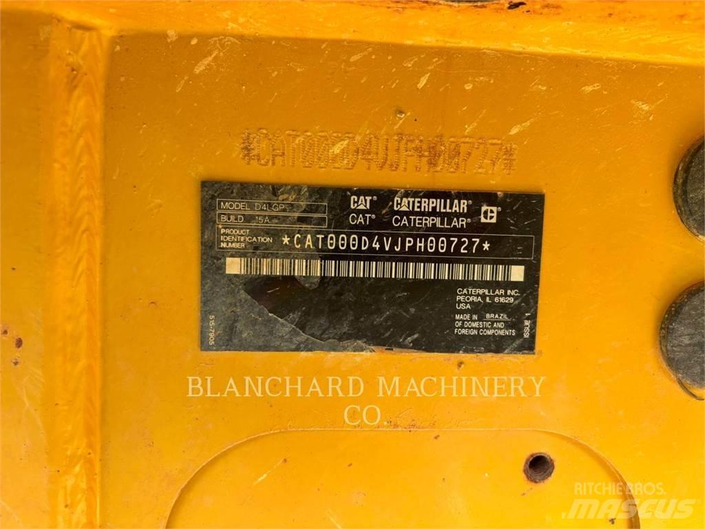 CAT D4 LGP ブルドーザー