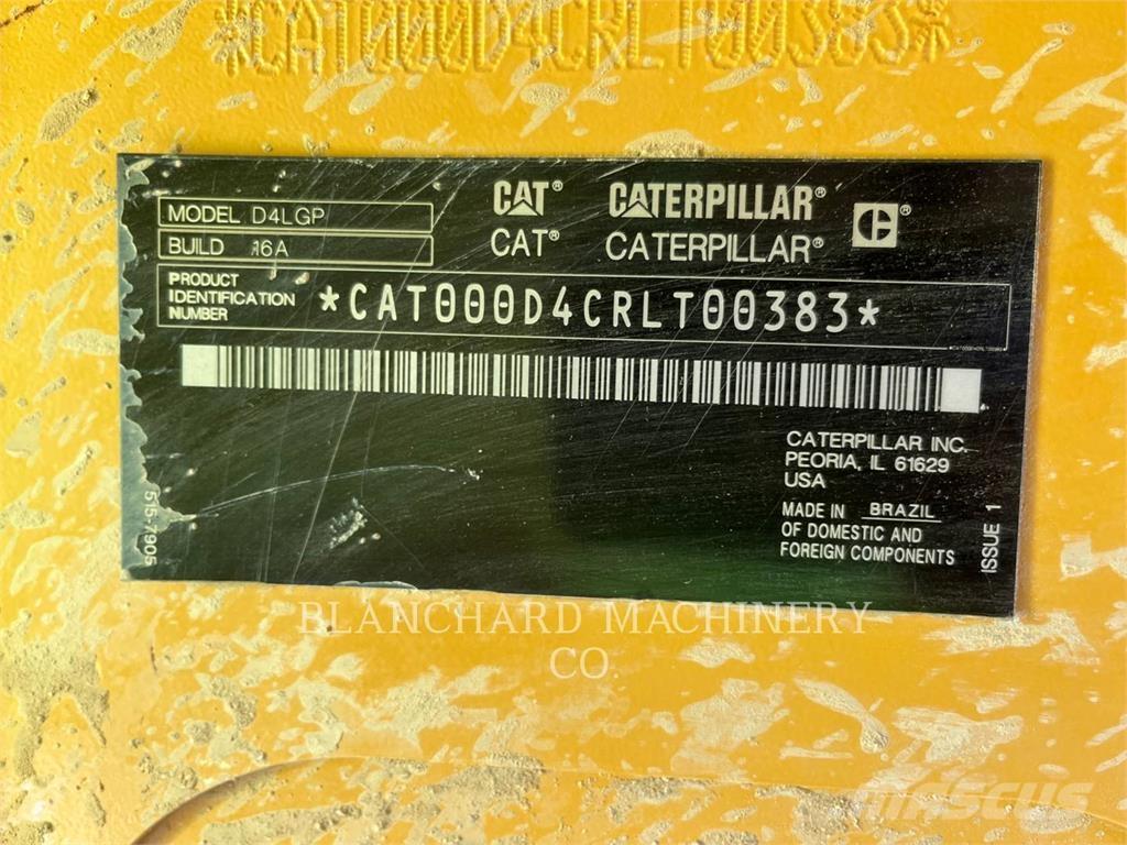 CAT D4 LGP ブルドーザー