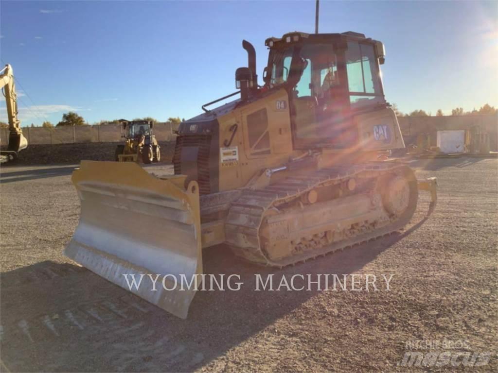 CAT D4 VP ブルドーザー