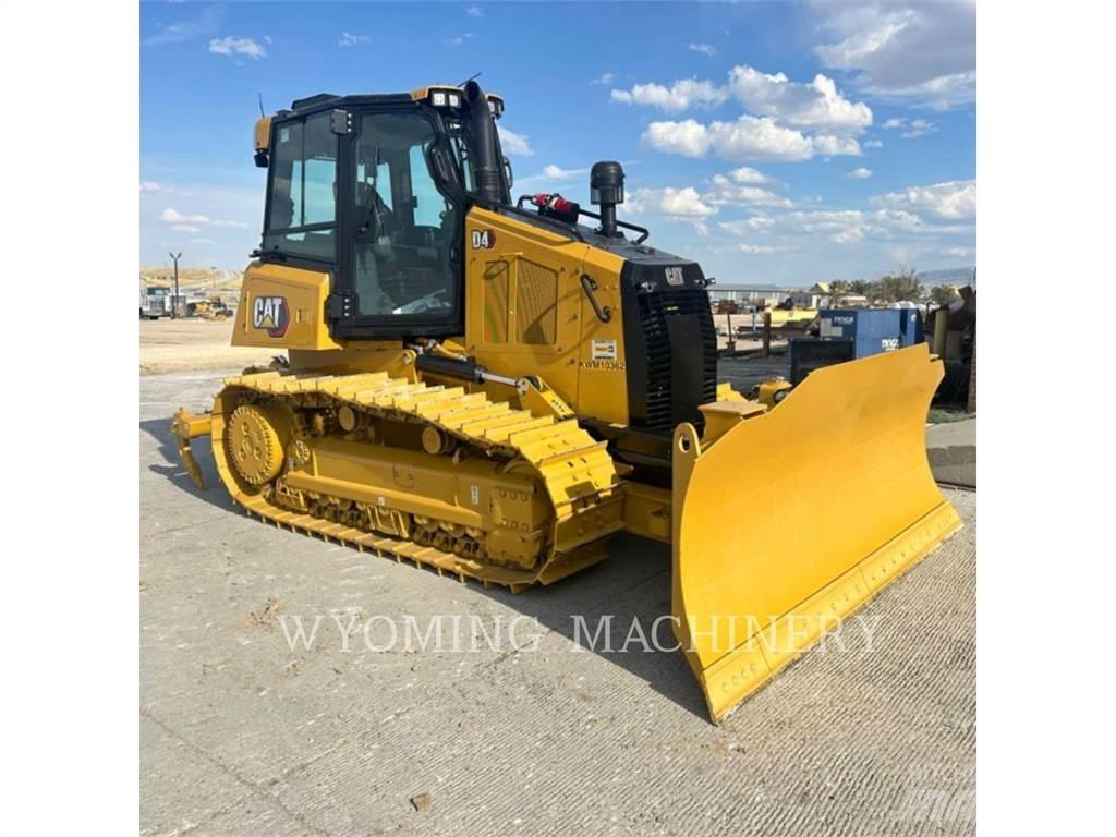 CAT D4 VP ブルドーザー