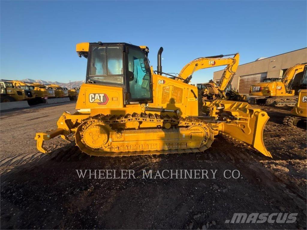 CAT D4 XL ブルドーザー
