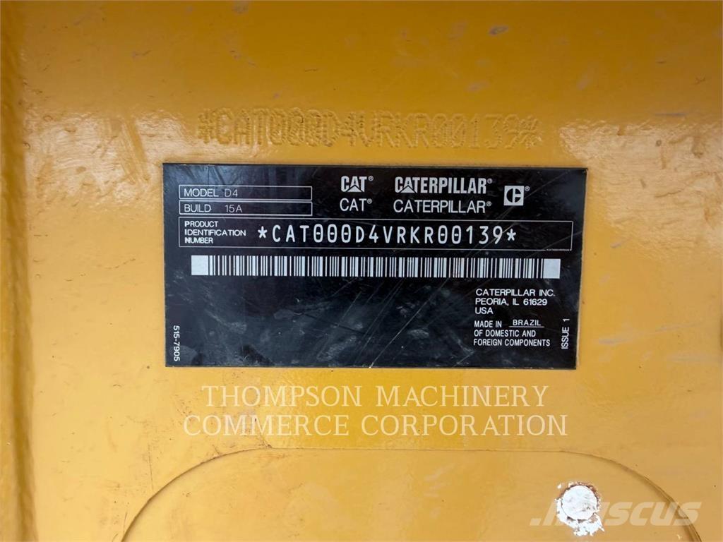 CAT D4 XL ブルドーザー