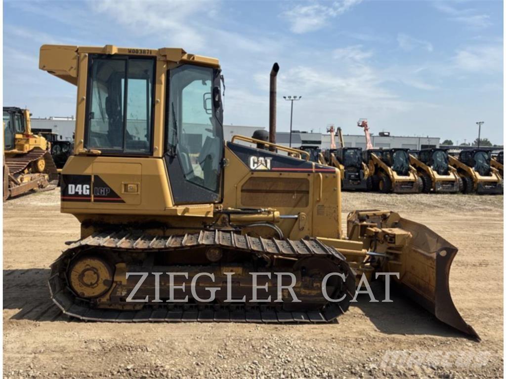 CAT D4GLGP ブルドーザー