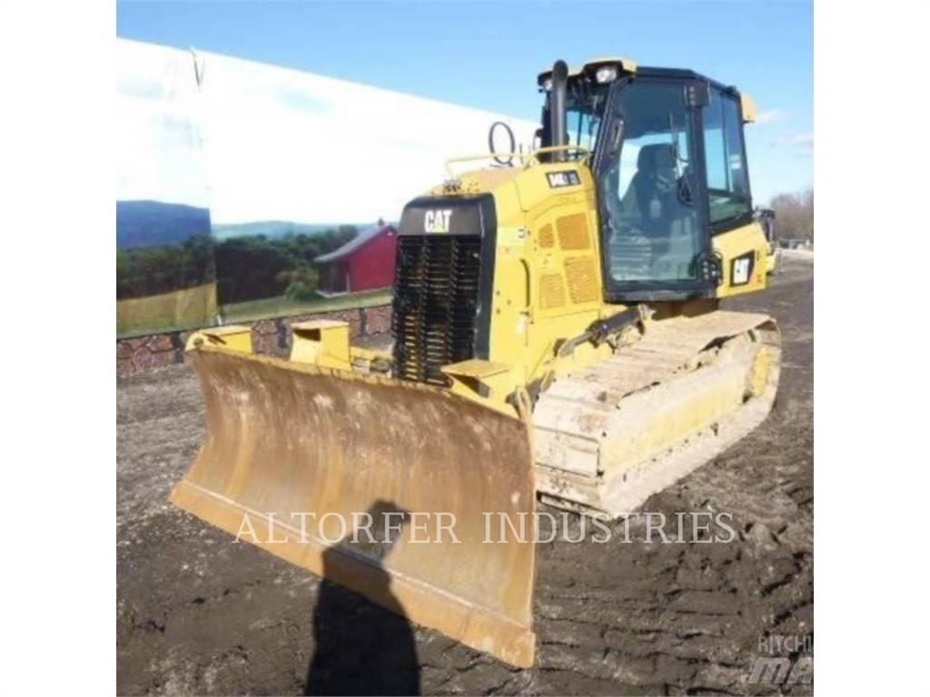 CAT D4K2 XL ブルドーザー