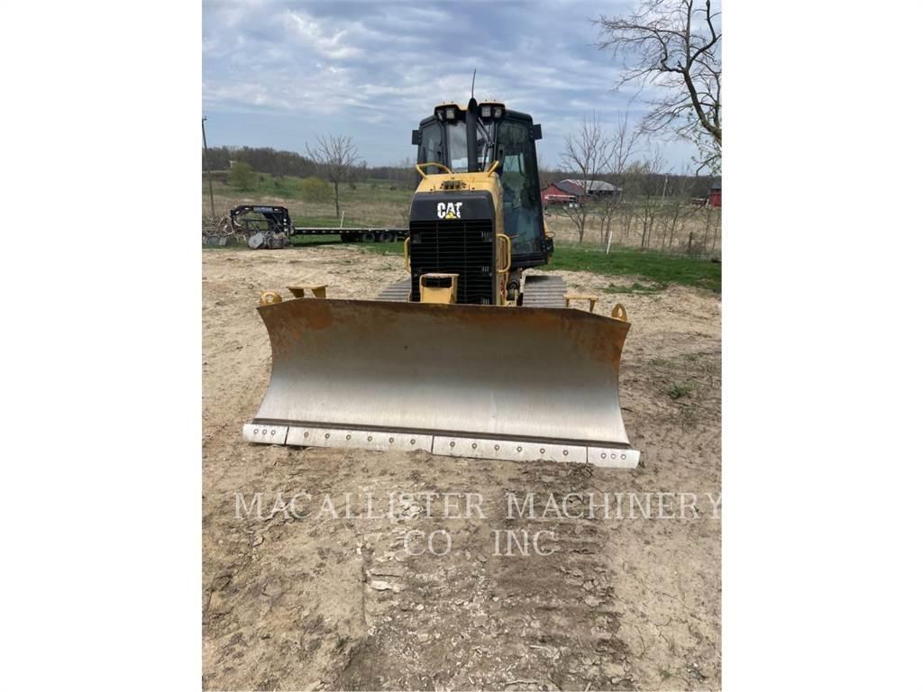 CAT D4K2 XL ブルドーザー