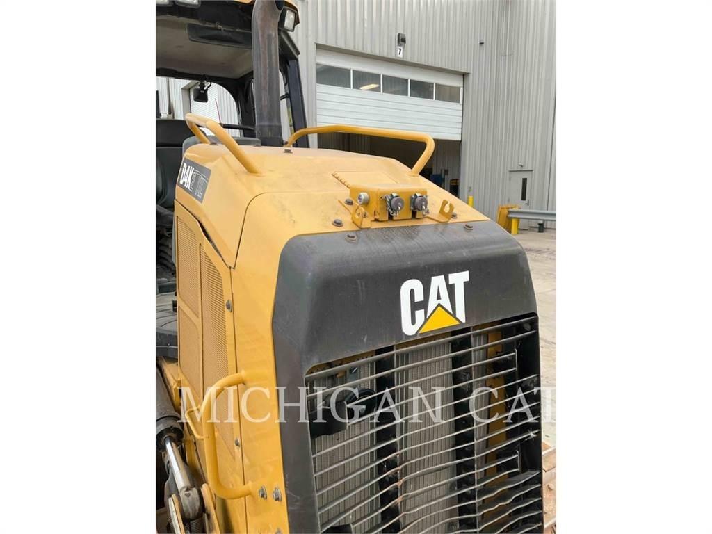 CAT D4K2X Z2 ブルドーザー