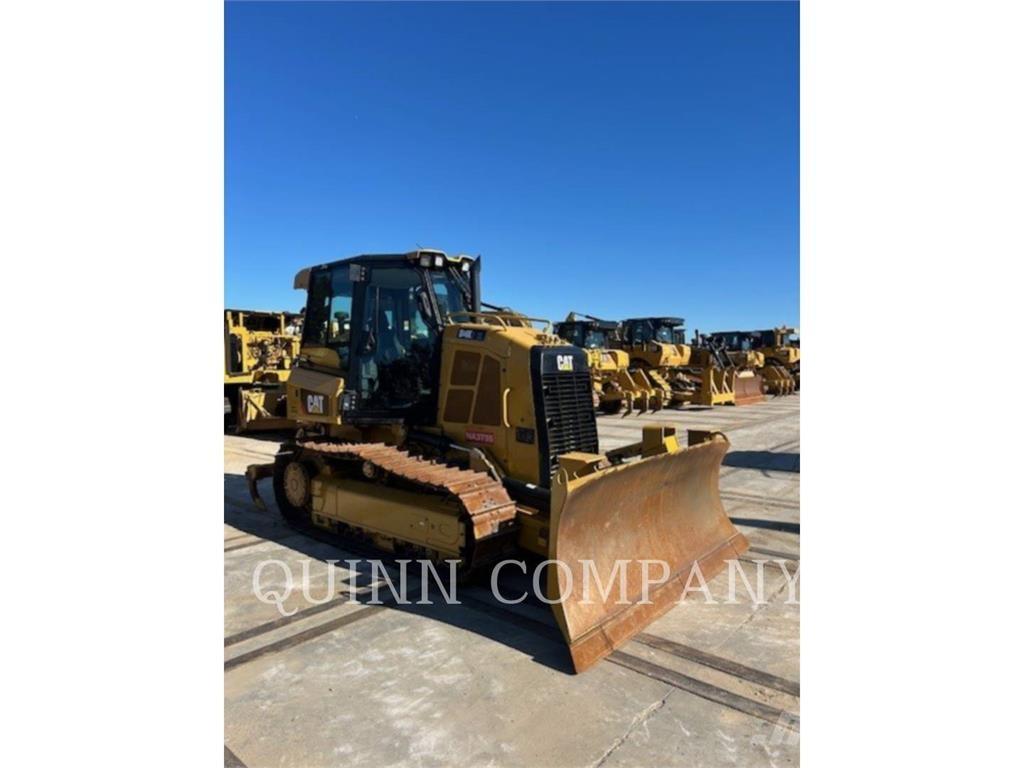 CAT D4K2XL ブルドーザー