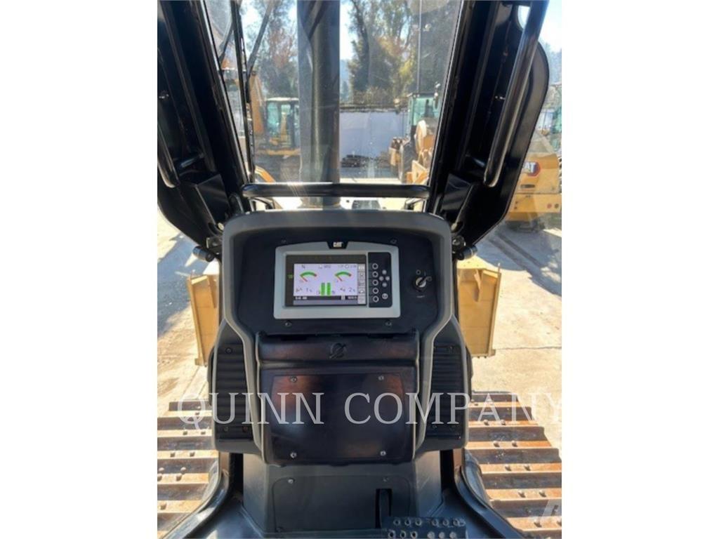 CAT D4K2XL ブルドーザー