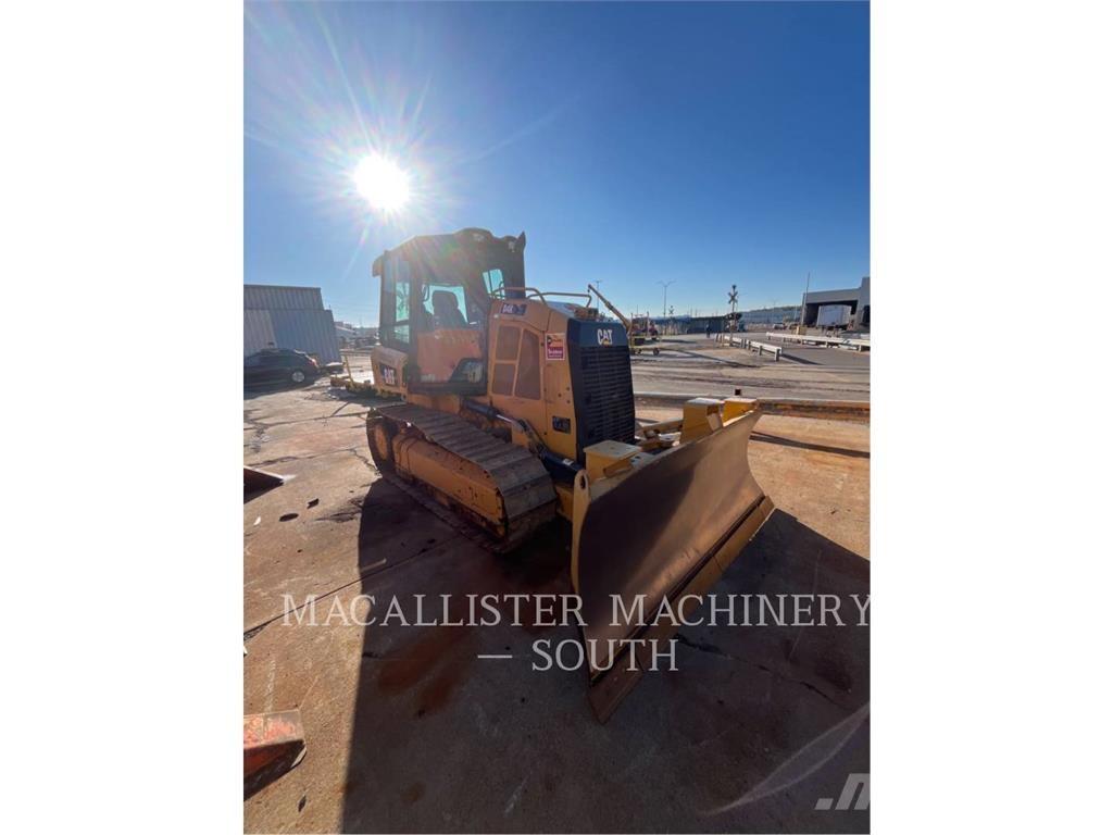 CAT D4K2XL ブルドーザー