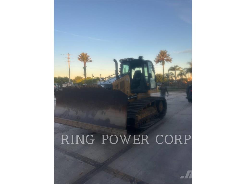 CAT D4VPEW ブルドーザー