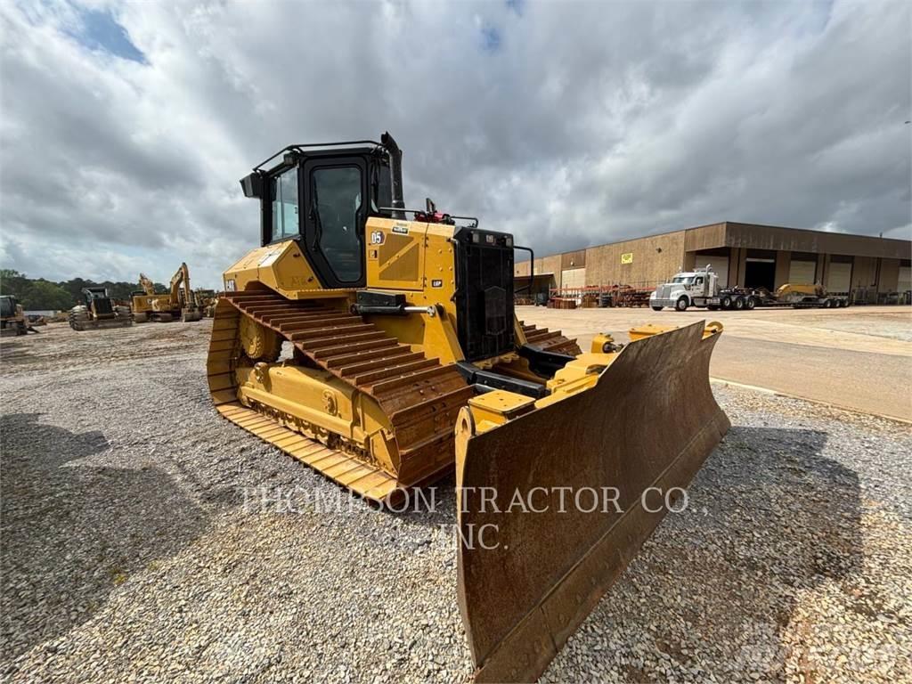 CAT D5 ブルドーザー
