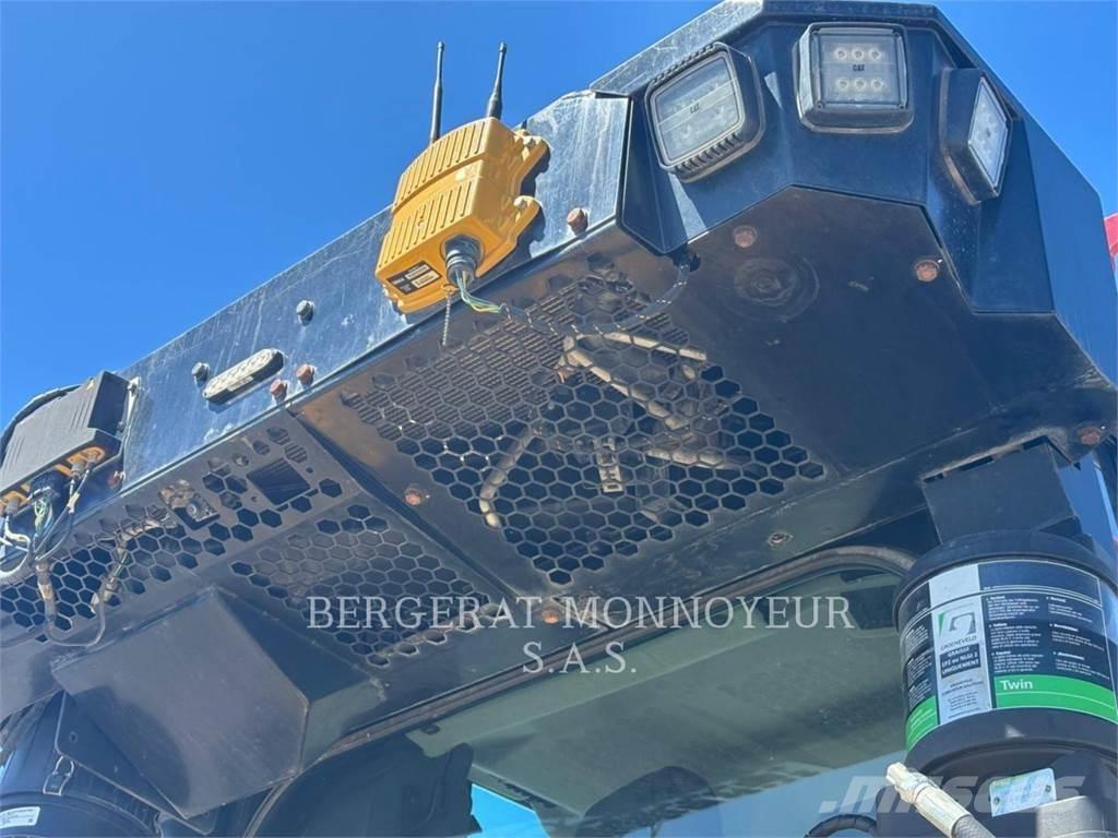CAT D5 ブルドーザー