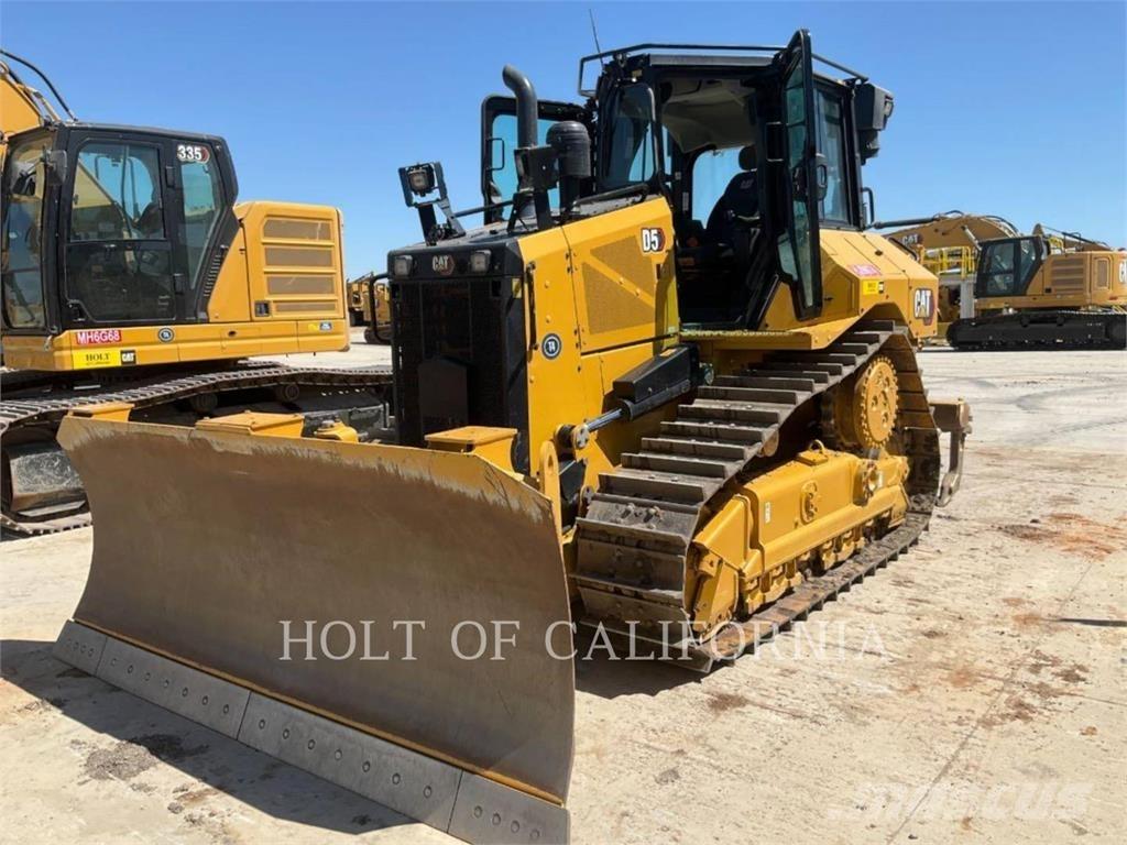 CAT D5 ブルドーザー