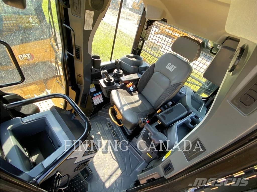 CAT D5-17 ブルドーザー