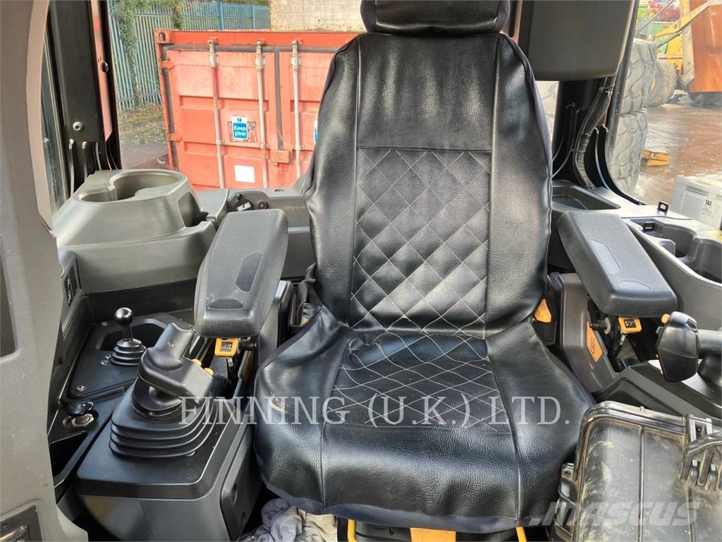 CAT D5-17 LGP ブルドーザー