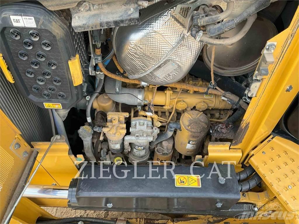 CAT D5-17LGP ブルドーザー
